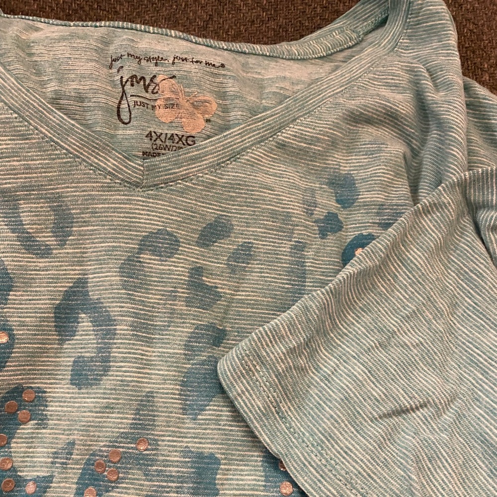 Just My Size Women’s Glittery Tshirt Size 4X Short Sleeve  Very Comfortable 💚